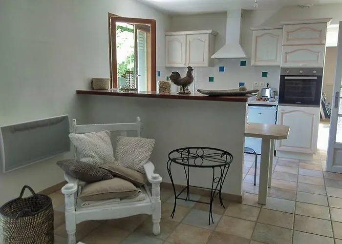 Avec Vue Imprenable Sur La Cite