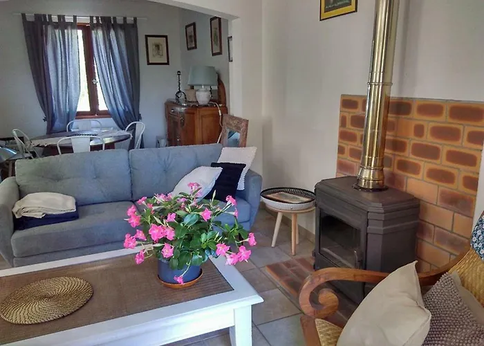 Avec Vue Imprenable Sur La Cite